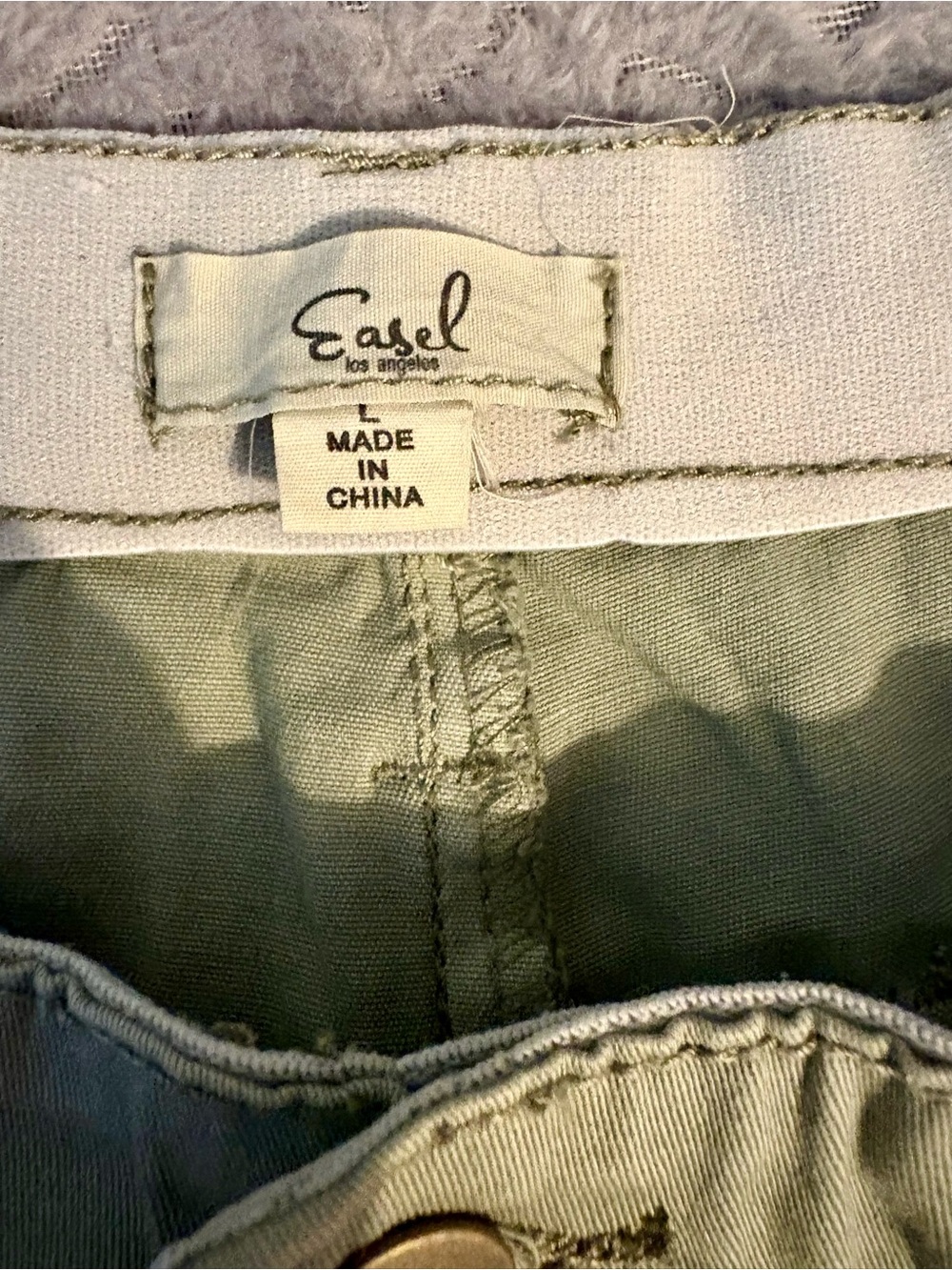 easel Light Sage Cropped Women’s Pants